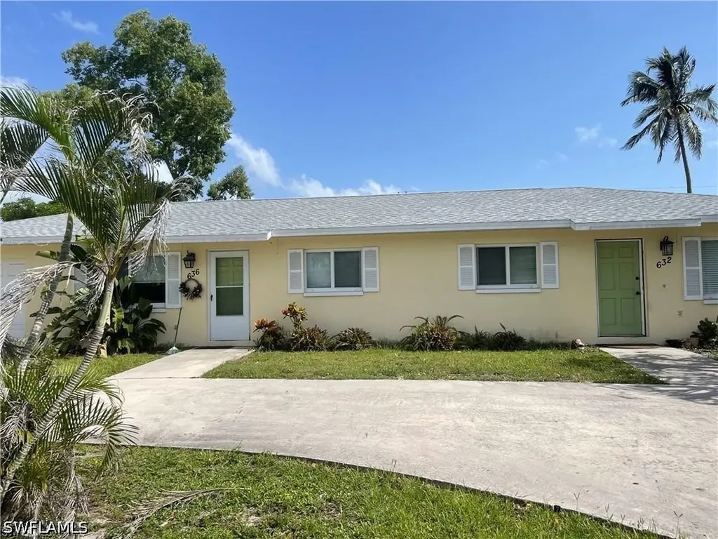 632 108th Avenue N Naples FL 34108