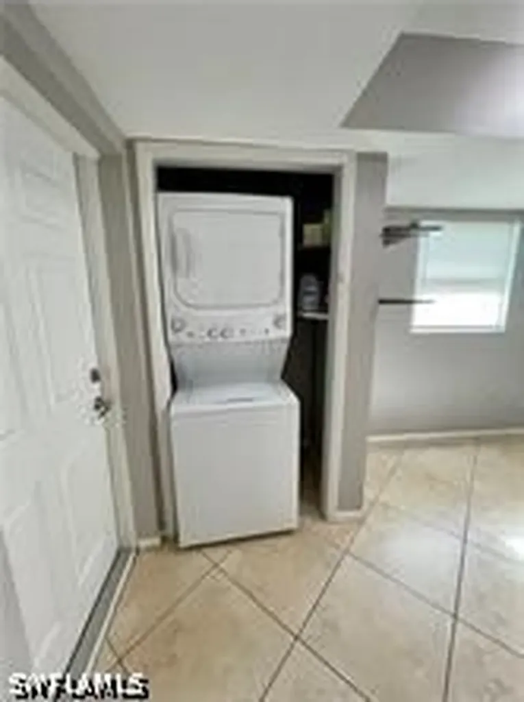 632 108th Avenue N Naples FL 34108