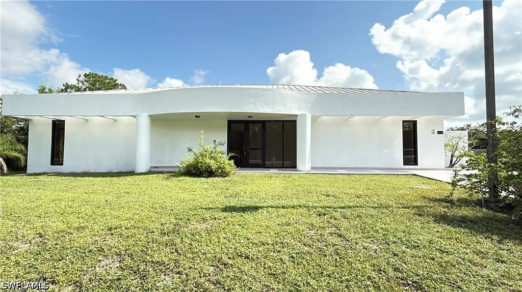 3205 Beck Boulevard Naples FL 34114