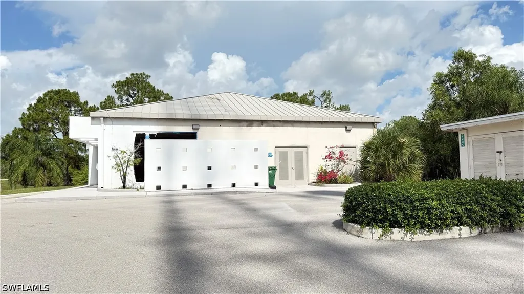 3205 Beck Boulevard Naples FL 34114