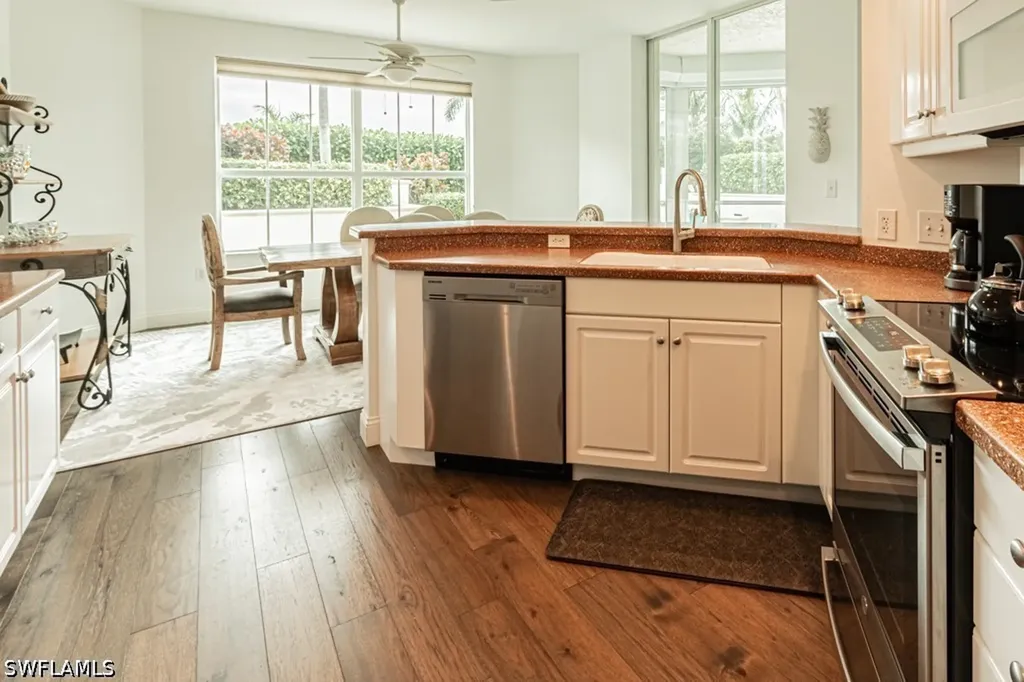300 Dunes Boulevard Naples FL 34110