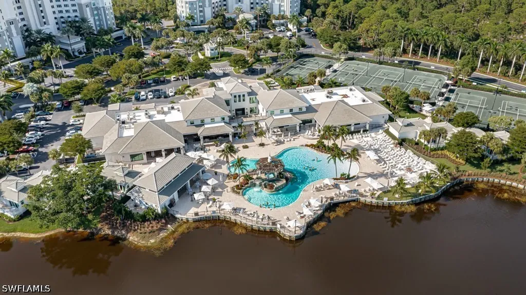300 Dunes Boulevard Naples FL 34110