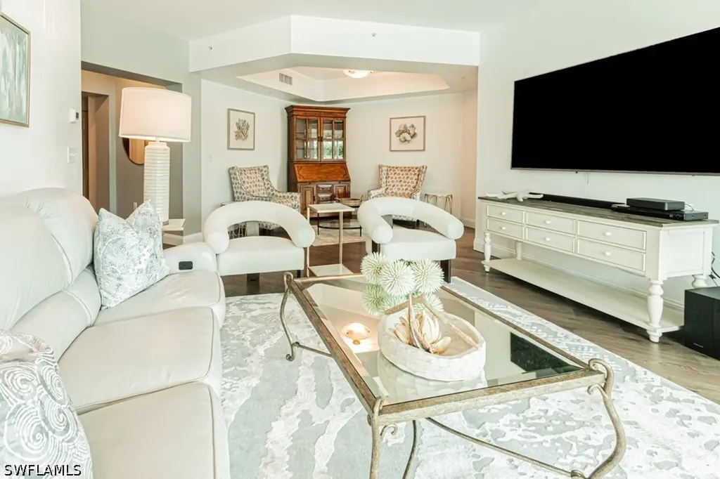 300 Dunes Boulevard Naples FL 34110