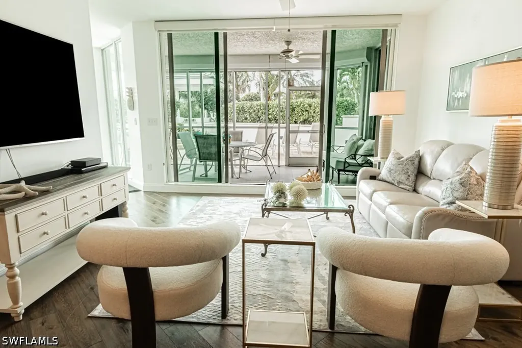 300 Dunes Boulevard Naples FL 34110
