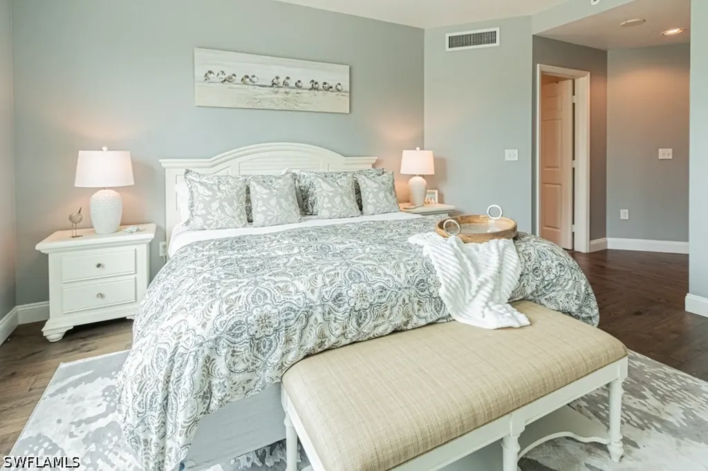 300 Dunes Boulevard Naples FL 34110