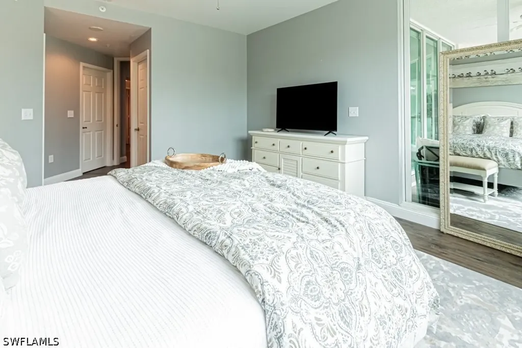 300 Dunes Boulevard Naples FL 34110