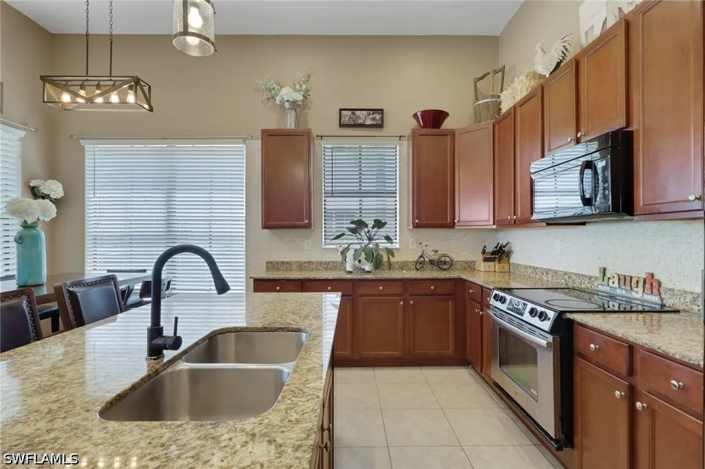 5386 Ferrari Avenue Immokalee FL 34142