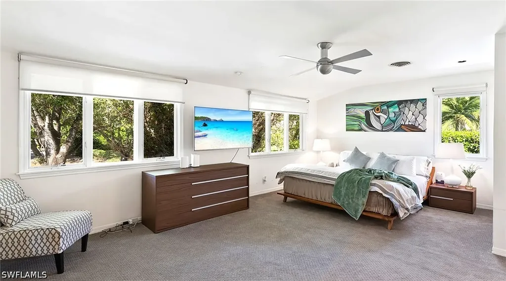 586 Yucca Road Naples FL 34102