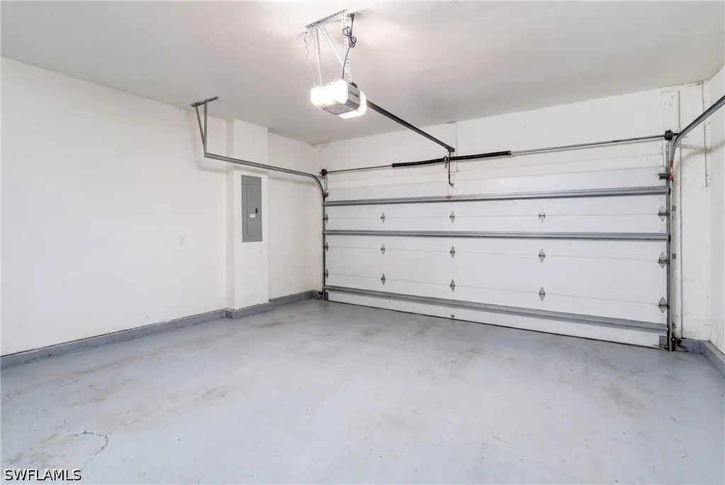 9044 Springview Loop Estero FL 33928