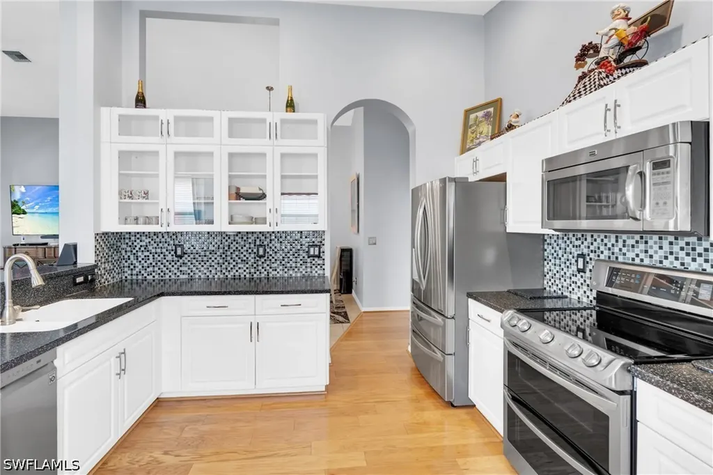 9044 Springview Loop Estero FL 33928