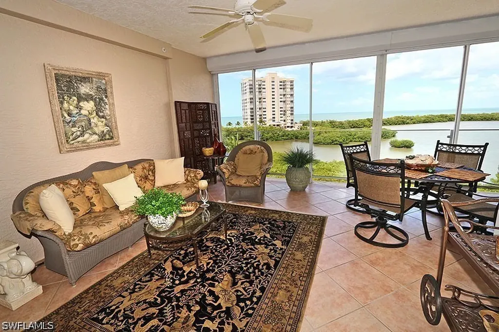 60 Seagate Drive Naples FL 34103