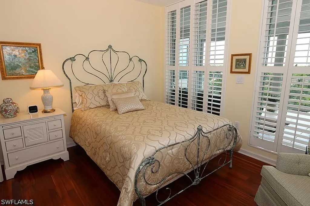 60 Seagate Drive Naples FL 34103