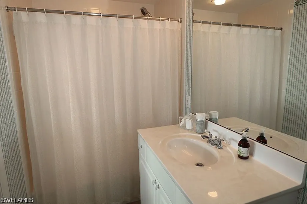 60 Seagate Drive Naples FL 34103