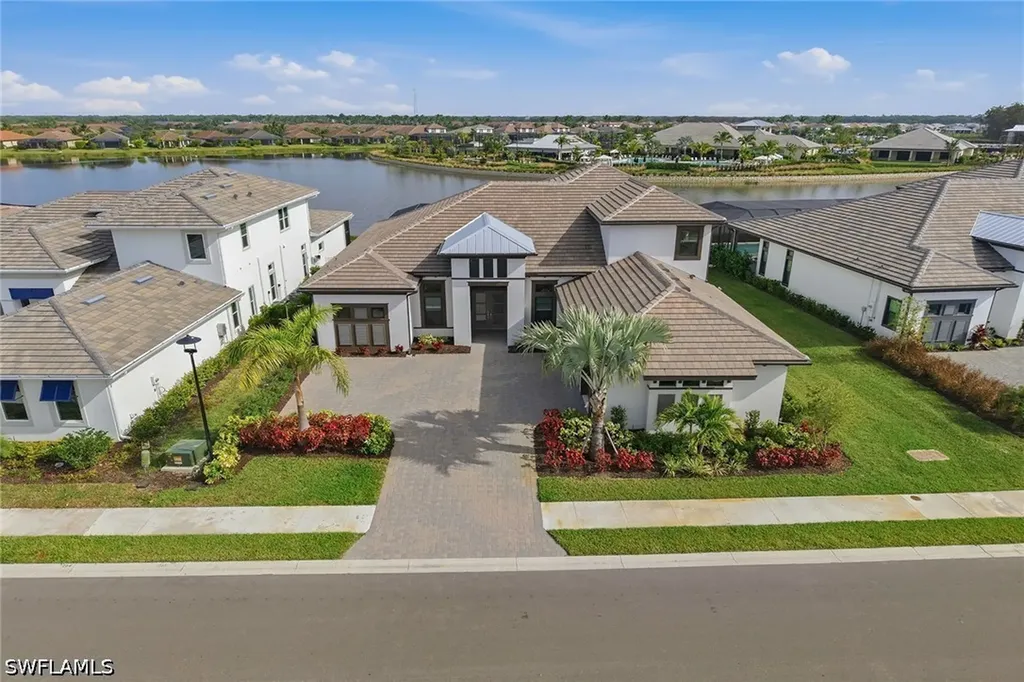 15382 Turin Drive Naples FL 34114