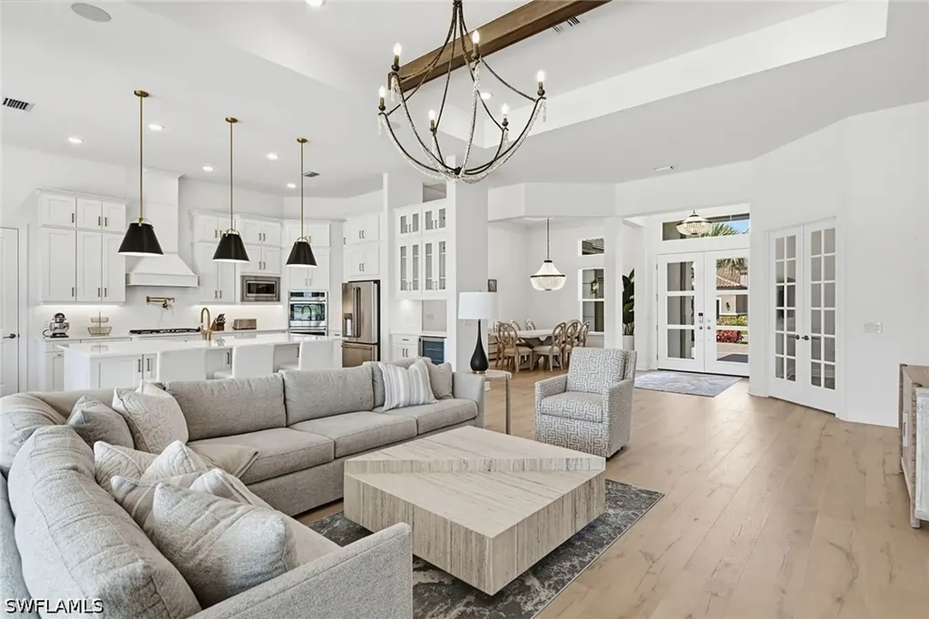 15382 Turin Drive Naples FL 34114