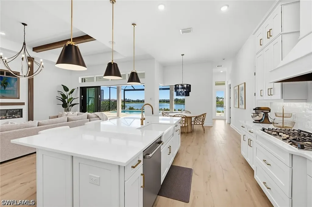 15382 Turin Drive Naples FL 34114