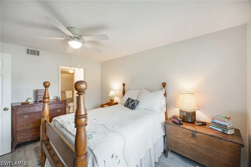 5724 Deauville Circle Naples FL 34112