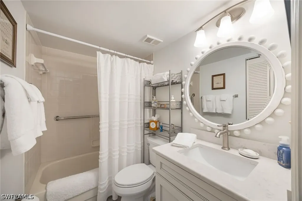 5724 Deauville Circle Naples FL 34112
