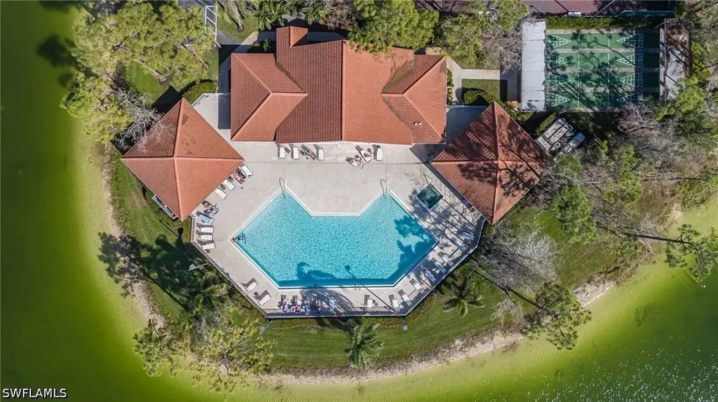 5724 Deauville Circle Naples FL 34112