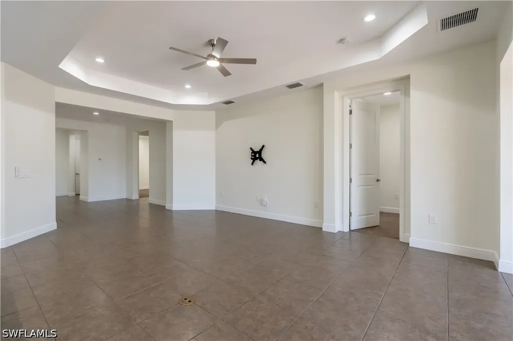 3549 Canopy Circle Naples FL 34120