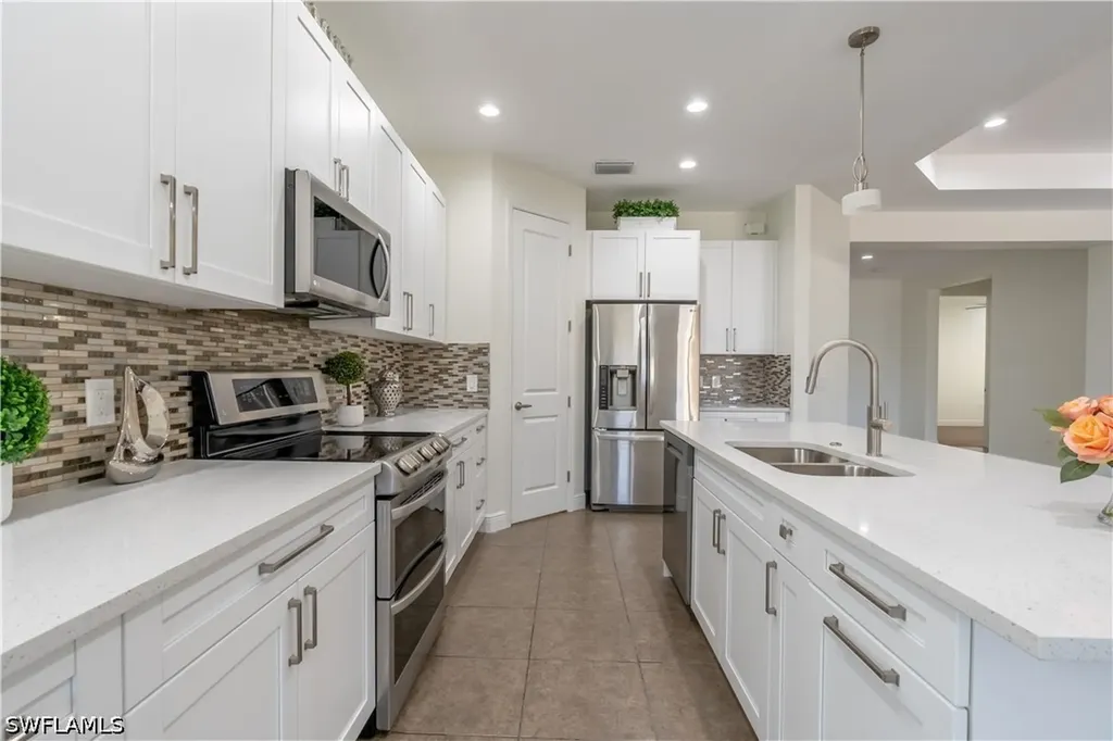 3549 Canopy Circle Naples FL 34120