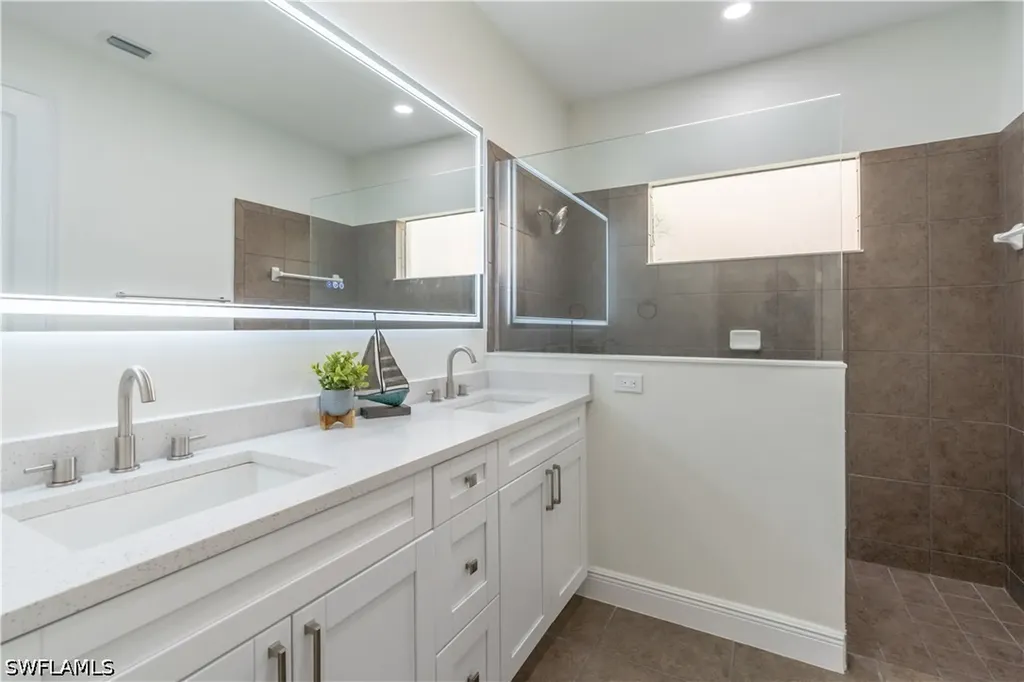 3549 Canopy Circle Naples FL 34120
