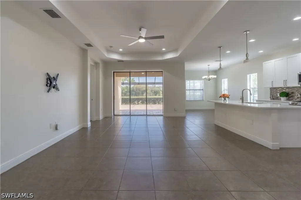 3549 Canopy Circle Naples FL 34120