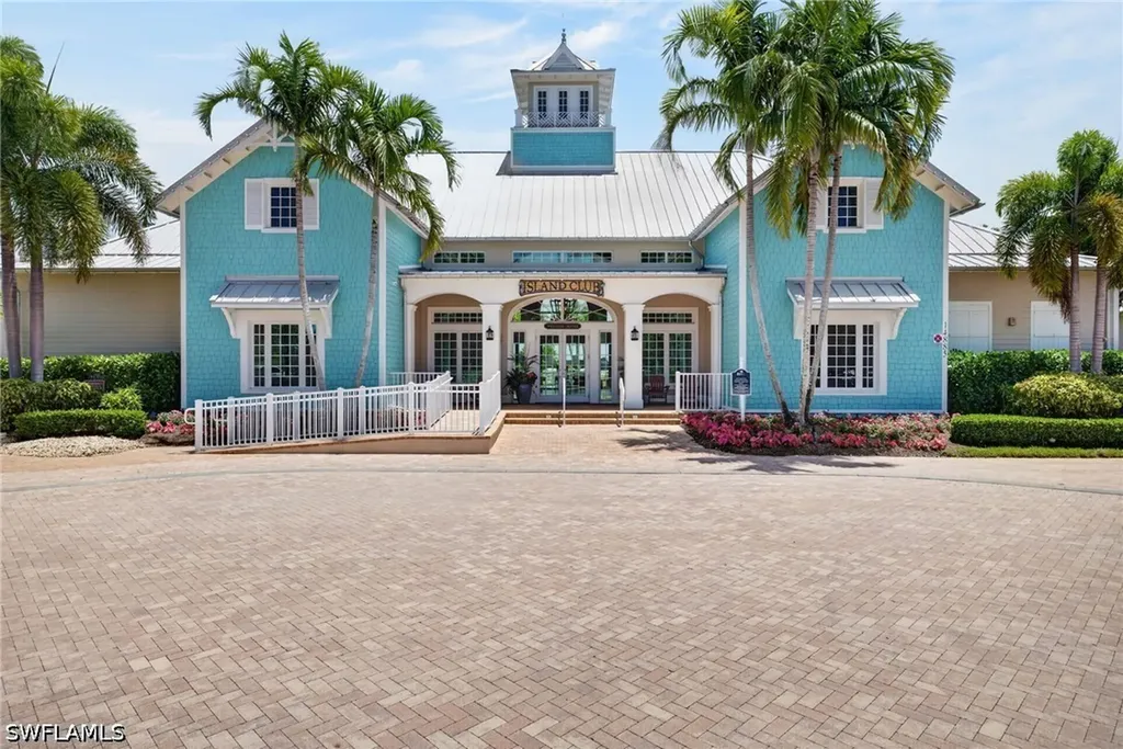 14567 Edgewater Circle Naples FL 34114