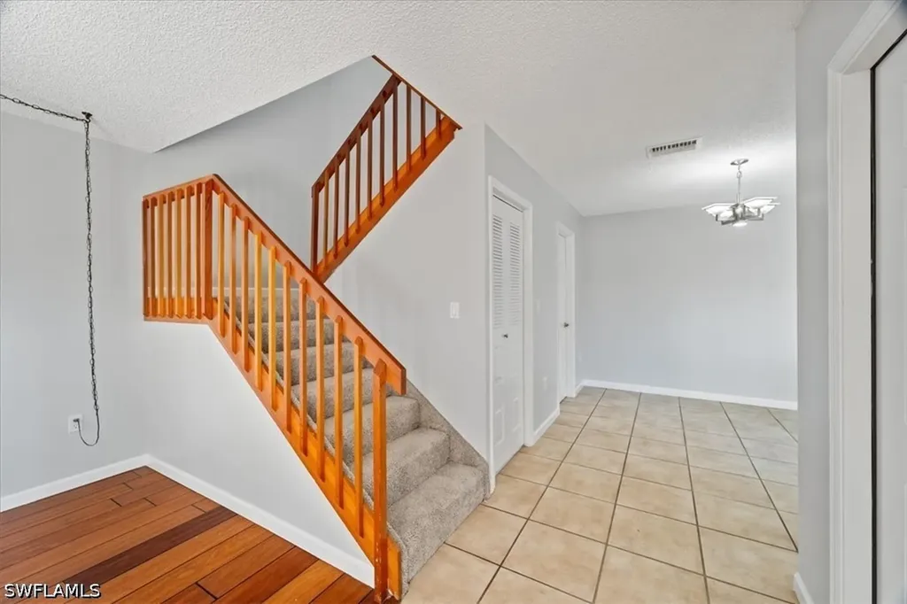 5212 Cedarbend Drive Fort Myers FL 33919