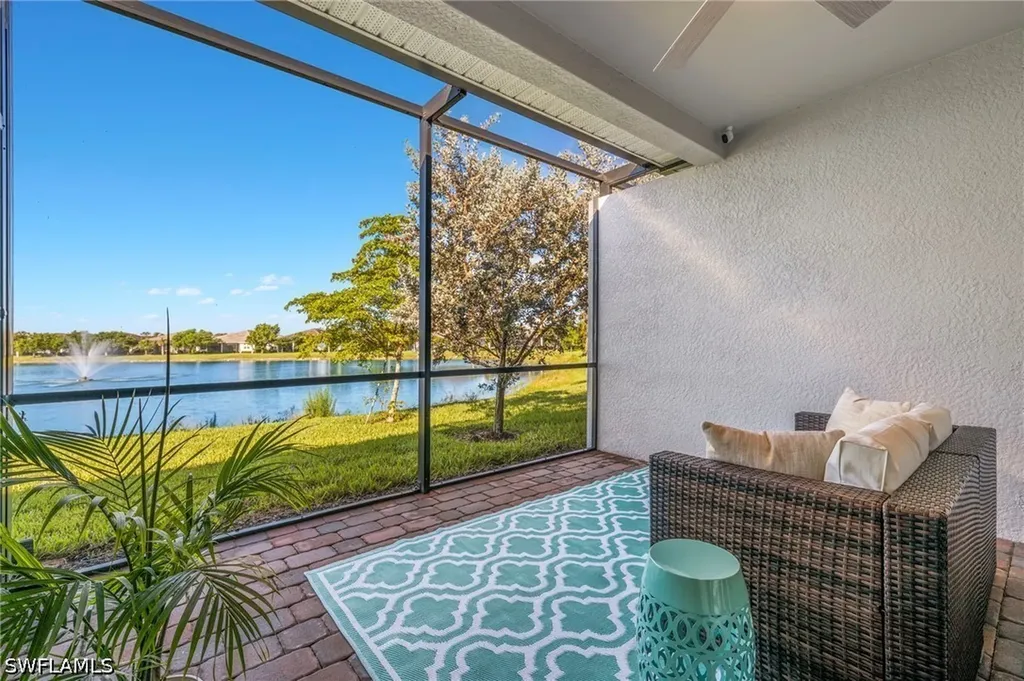 14644 Edgewater Circle Naples FL 34114