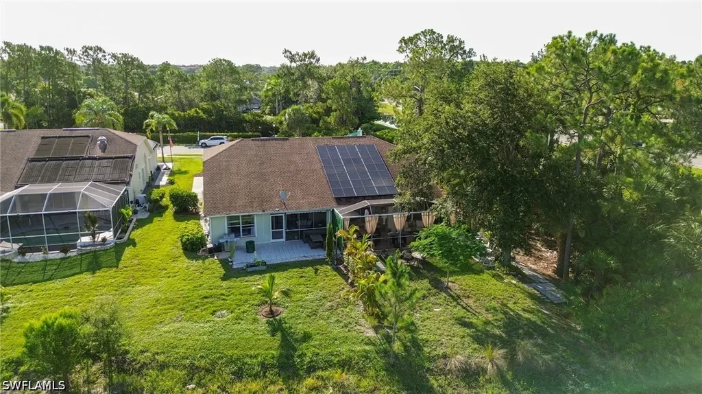 5205 Whitten Drive Naples FL 34104