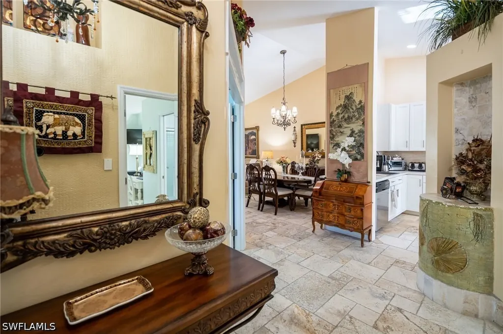 5205 Whitten Drive Naples FL 34104