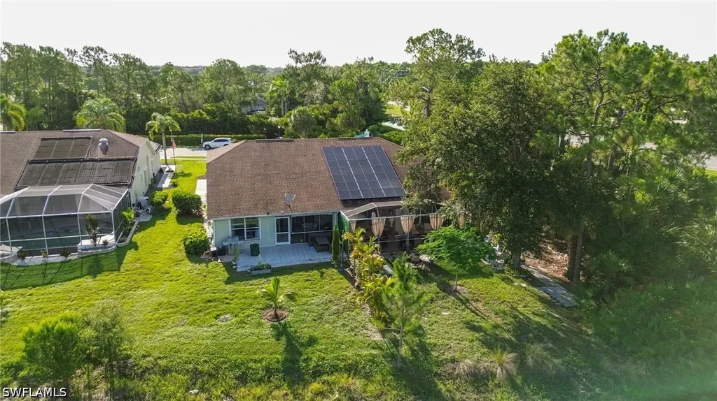 5205 Whitten Drive Naples FL 34104