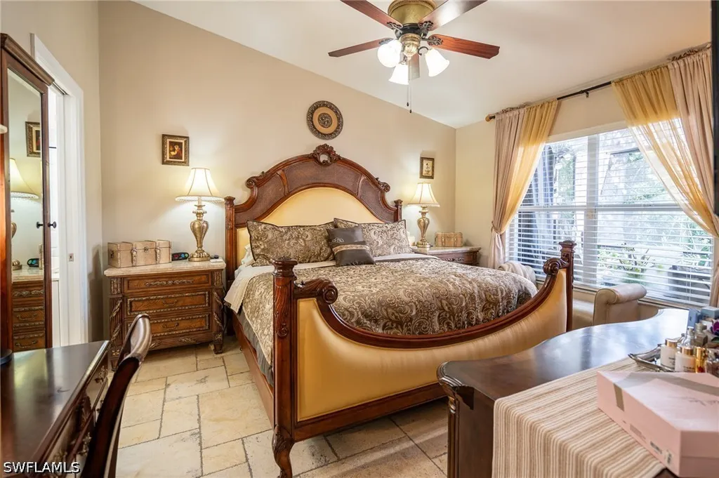 5205 Whitten Drive Naples FL 34104