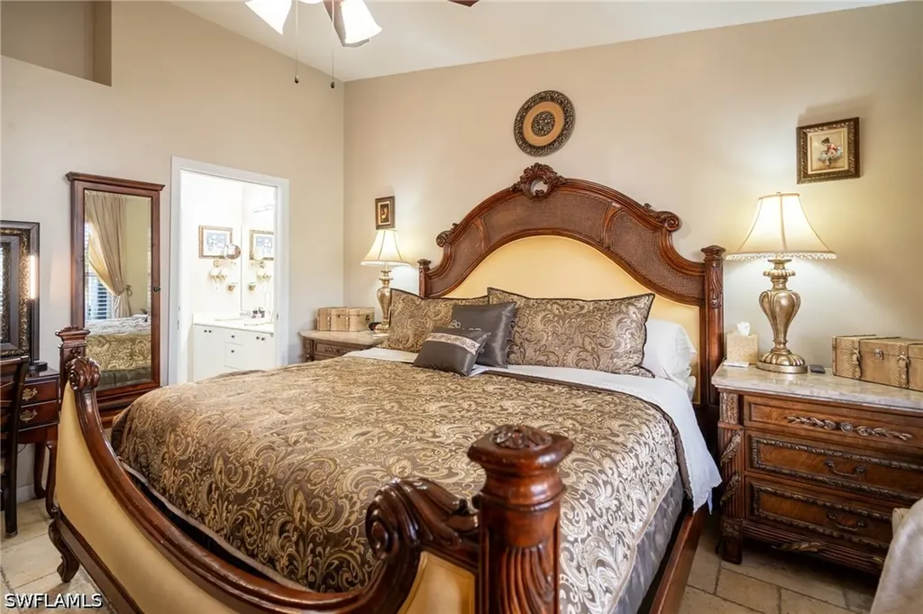 5205 Whitten Drive Naples FL 34104