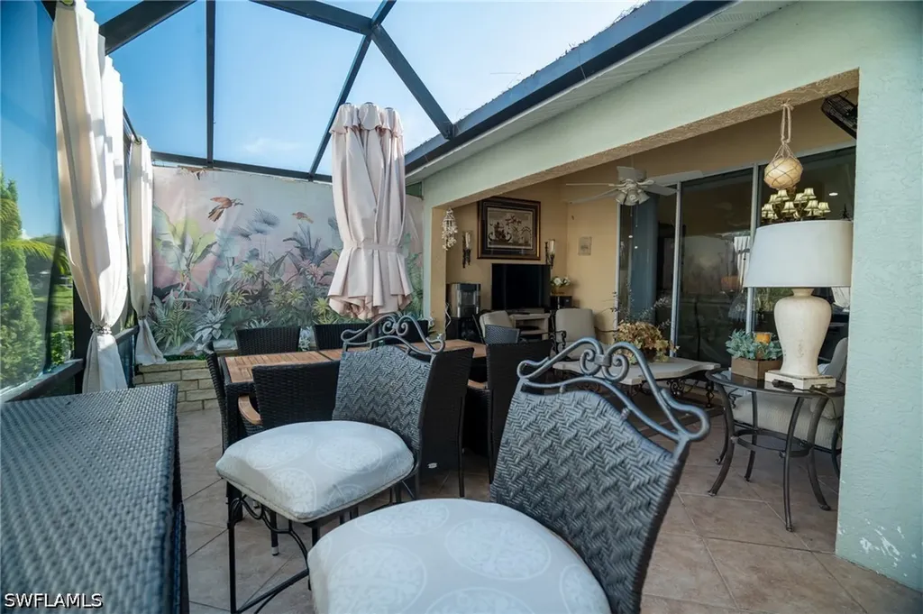 5205 Whitten Drive Naples FL 34104