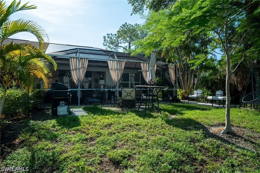 5205 Whitten Drive Naples FL 34104