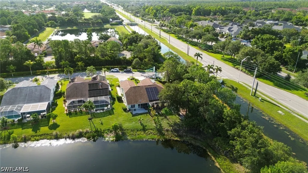 5205 Whitten Drive Naples FL 34104