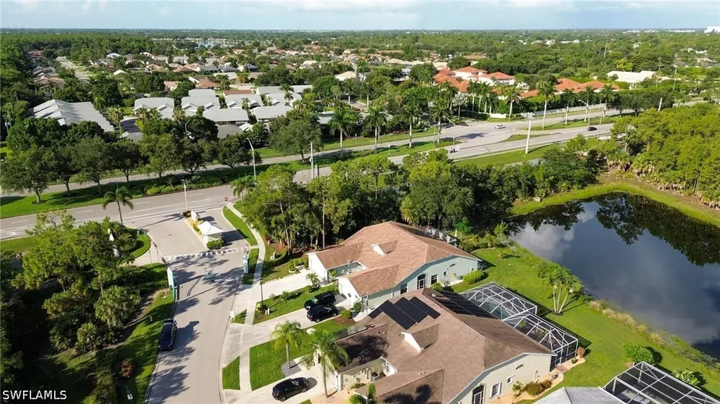 5205 Whitten Drive Naples FL 34104