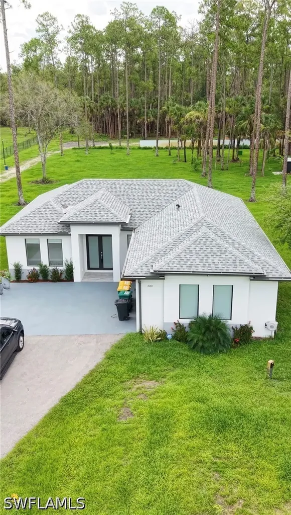 2680 Desoto Boulevard S Naples FL 34117