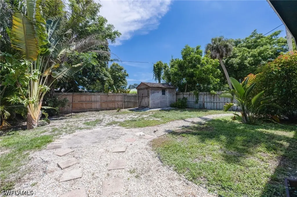 1248 Frank Whiteman Boulevard Naples FL 34103