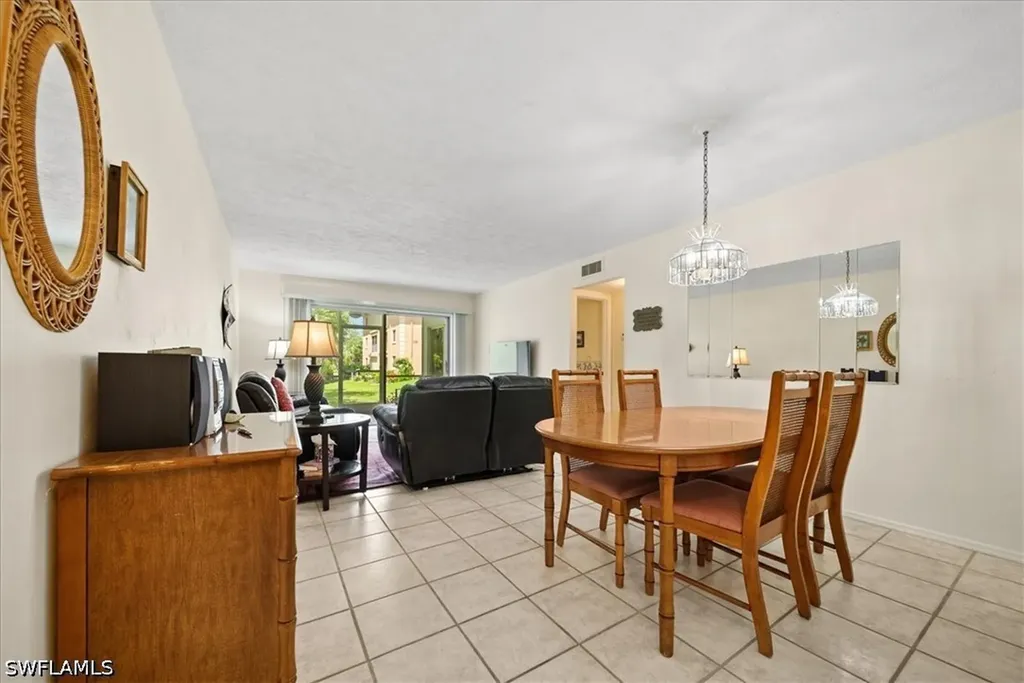 1001 Foxfire Lane Naples FL 34104