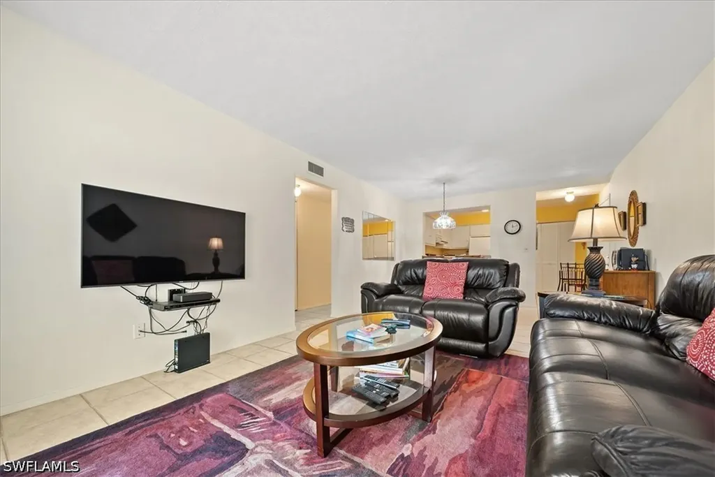 1001 Foxfire Lane Naples FL 34104