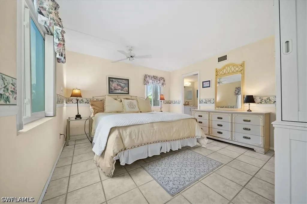 1001 Foxfire Lane Naples FL 34104