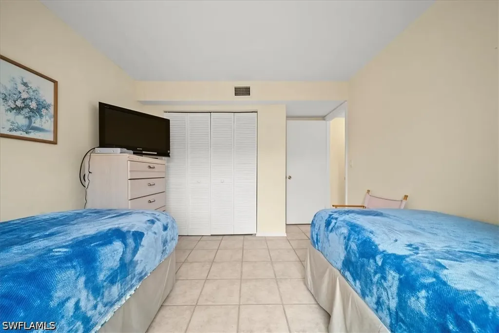 1001 Foxfire Lane Naples FL 34104