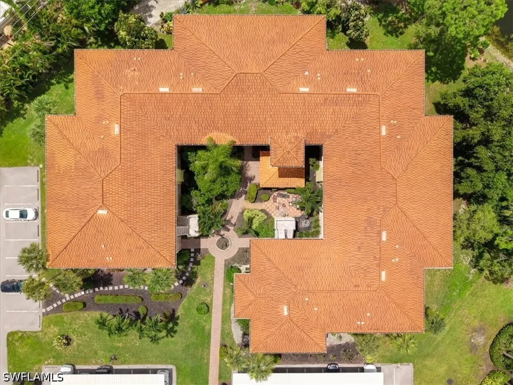 1001 Foxfire Lane Naples FL 34104