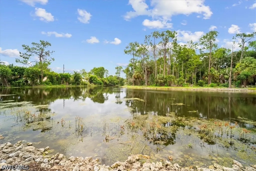 1001 Foxfire Lane Naples FL 34104