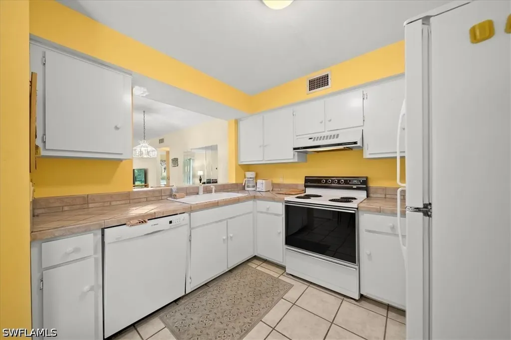1001 Foxfire Lane Naples FL 34104