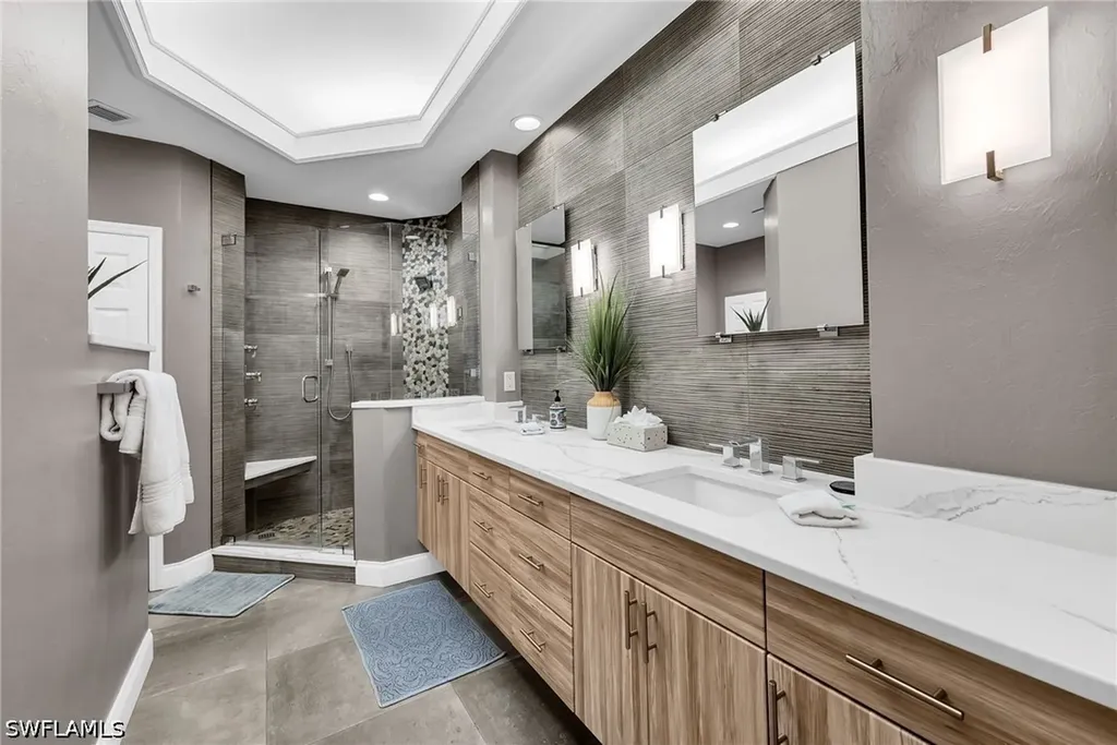 9380 Gulf Shore Drive Naples FL 34108