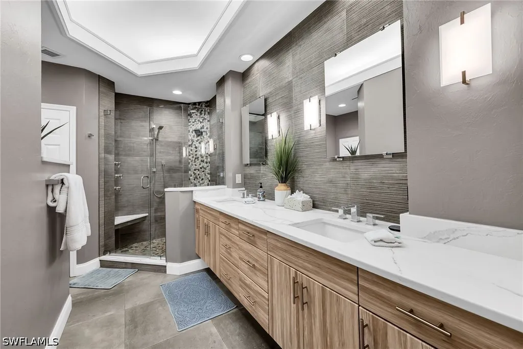 9380 Gulf Shore Drive Naples FL 34108